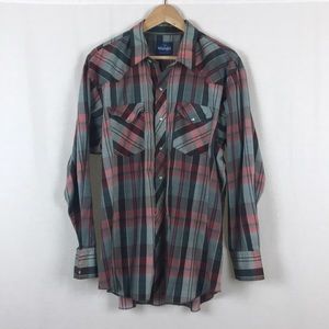 Wrangler pearl snap button down